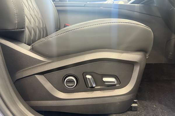 2025 Chery Tiggo 8 Pro Max Urban