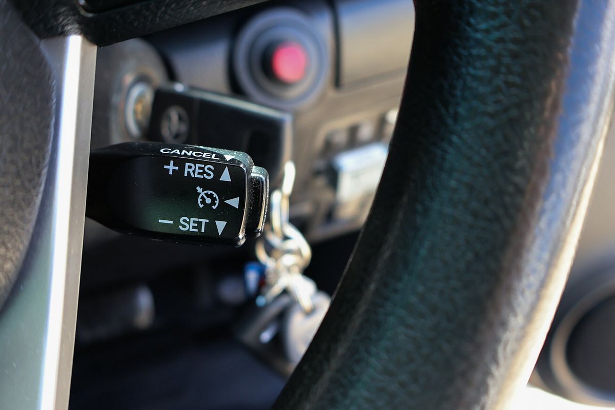 2018 Toyota Hilux SR GUN126R 4X4