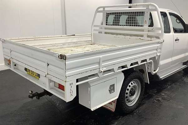 2010 Toyota Hilux SR KUN26R 4X4