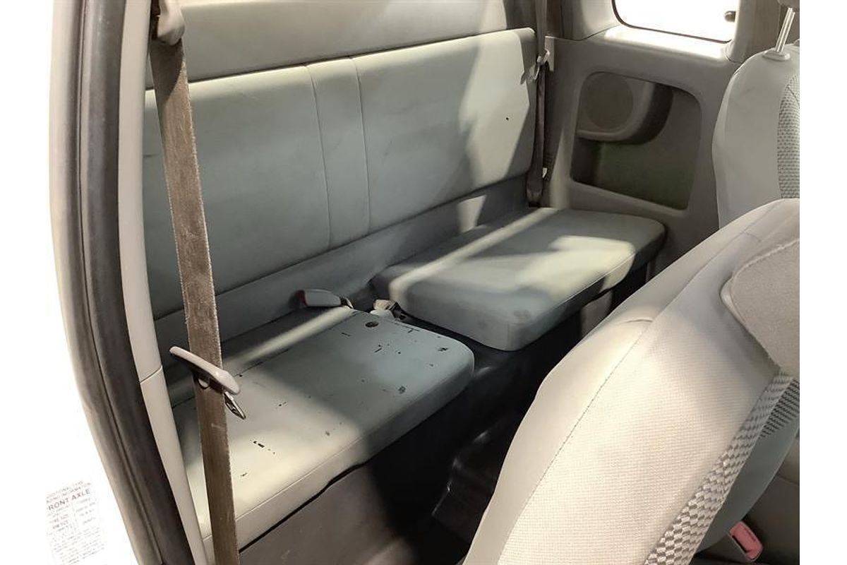 2010 Toyota Hilux SR KUN26R 4X4