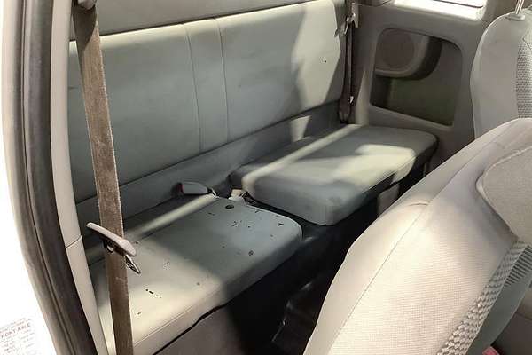 2010 Toyota Hilux SR KUN26R 4X4