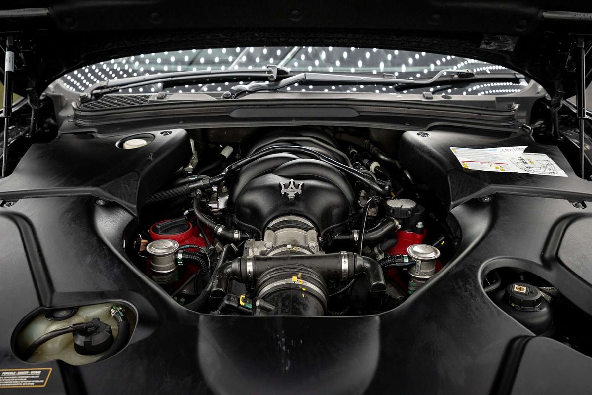 2015 Maserati GranTurismo MC Sportline M145