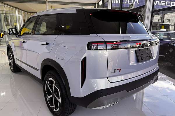 2025 Jaecoo J7 Core