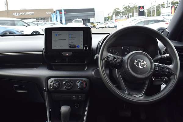 2024 Toyota Yaris Ascent Sport MXPA10R
