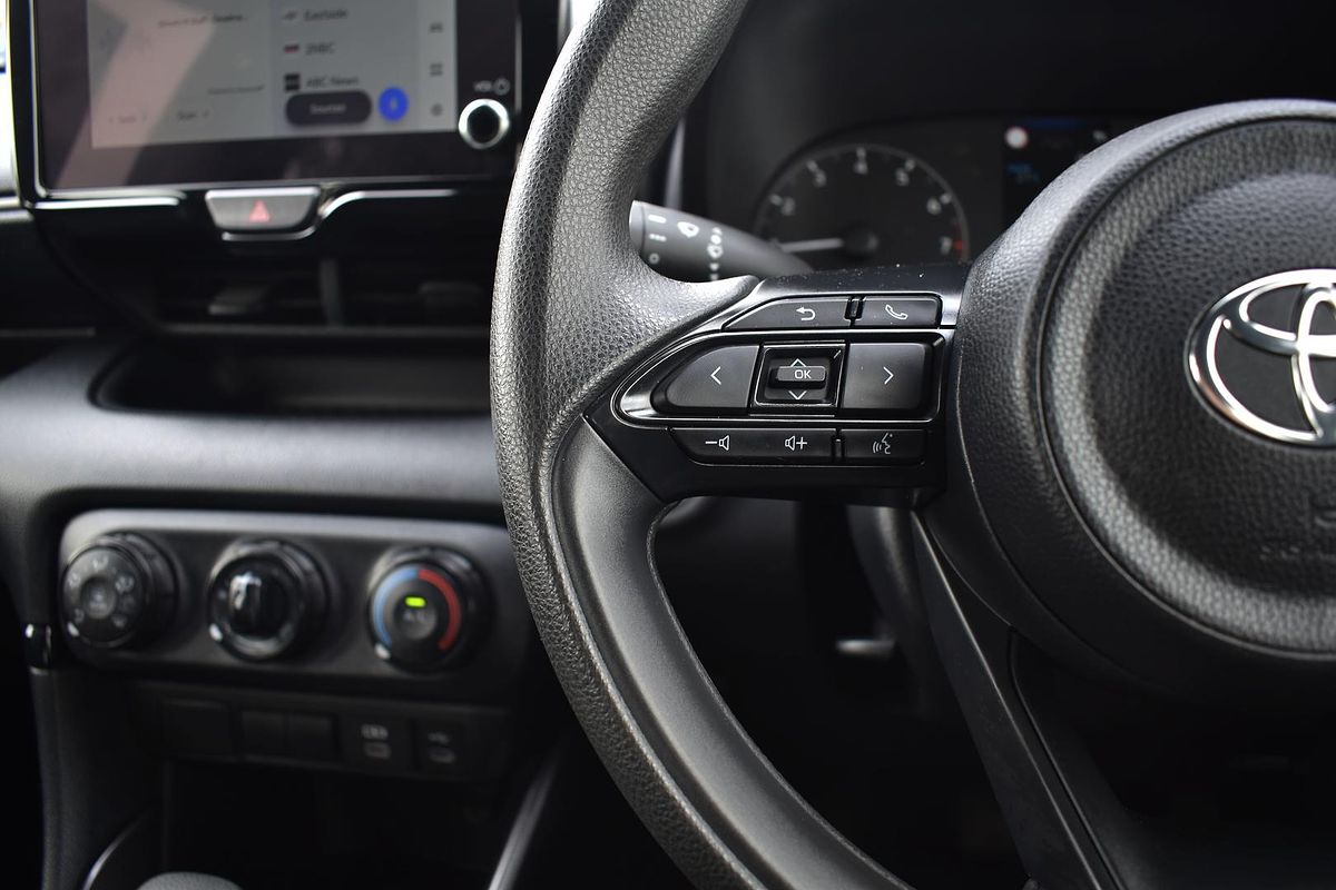 2024 Toyota Yaris Ascent Sport MXPA10R