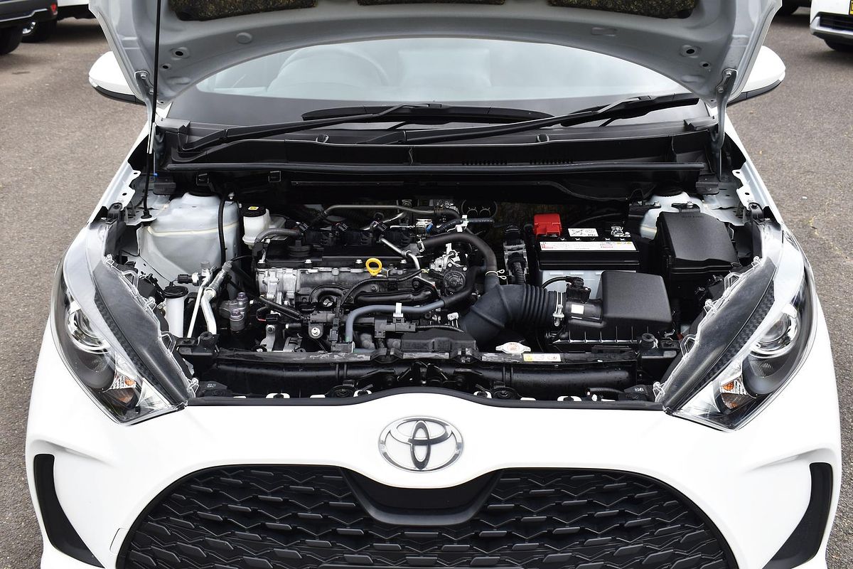 2024 Toyota Yaris Ascent Sport MXPA10R