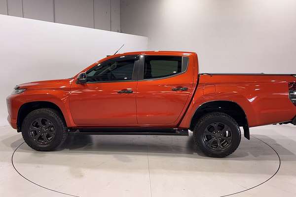 2022 Mitsubishi Triton GSR MR 4X4