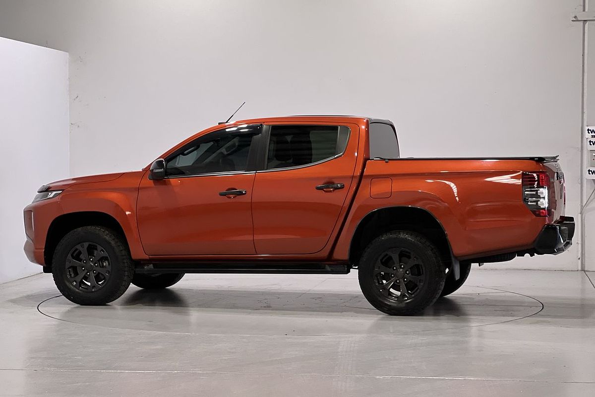 2022 Mitsubishi Triton GSR MR 4X4