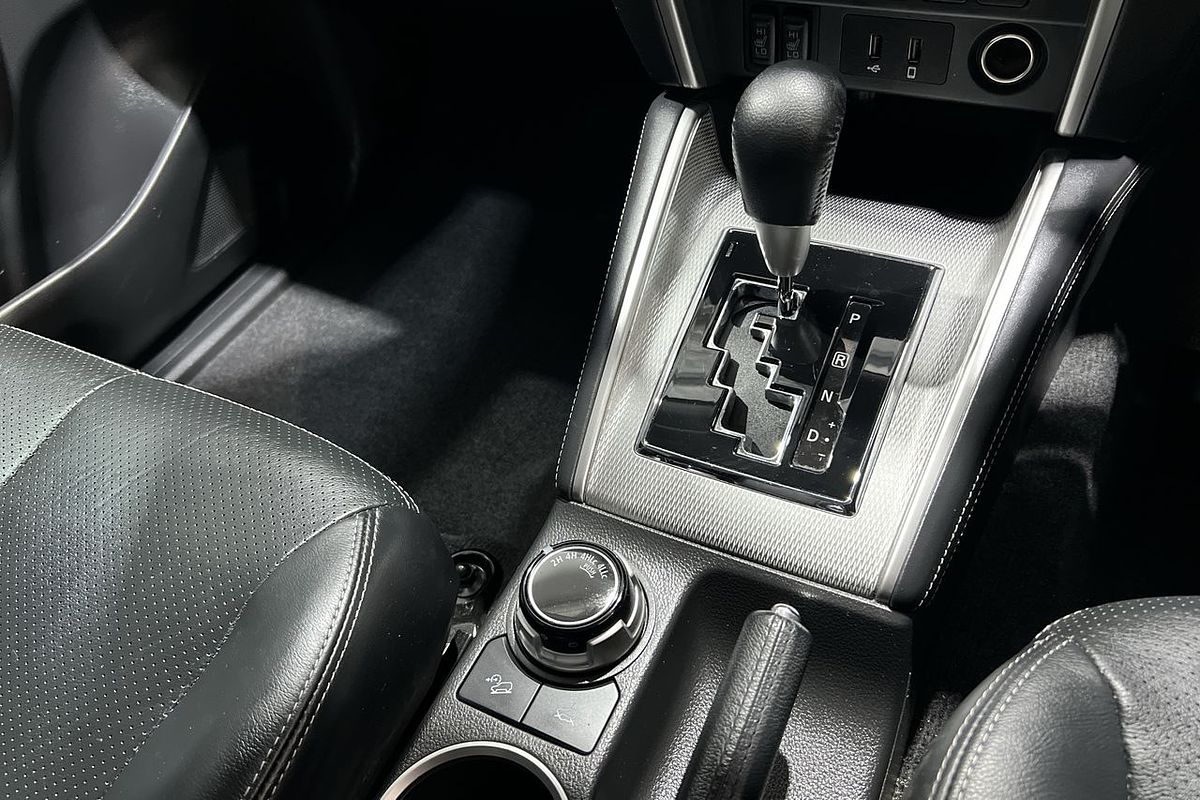 2022 Mitsubishi Triton GSR MR 4X4