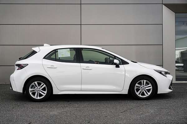 2022 Toyota Corolla Ascent Sport MZEA12R
