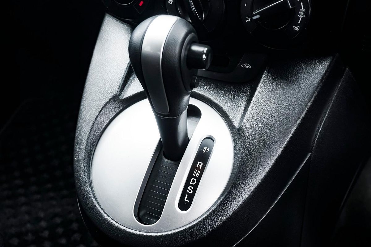 2012 Mazda 2 Neo DE Series 2