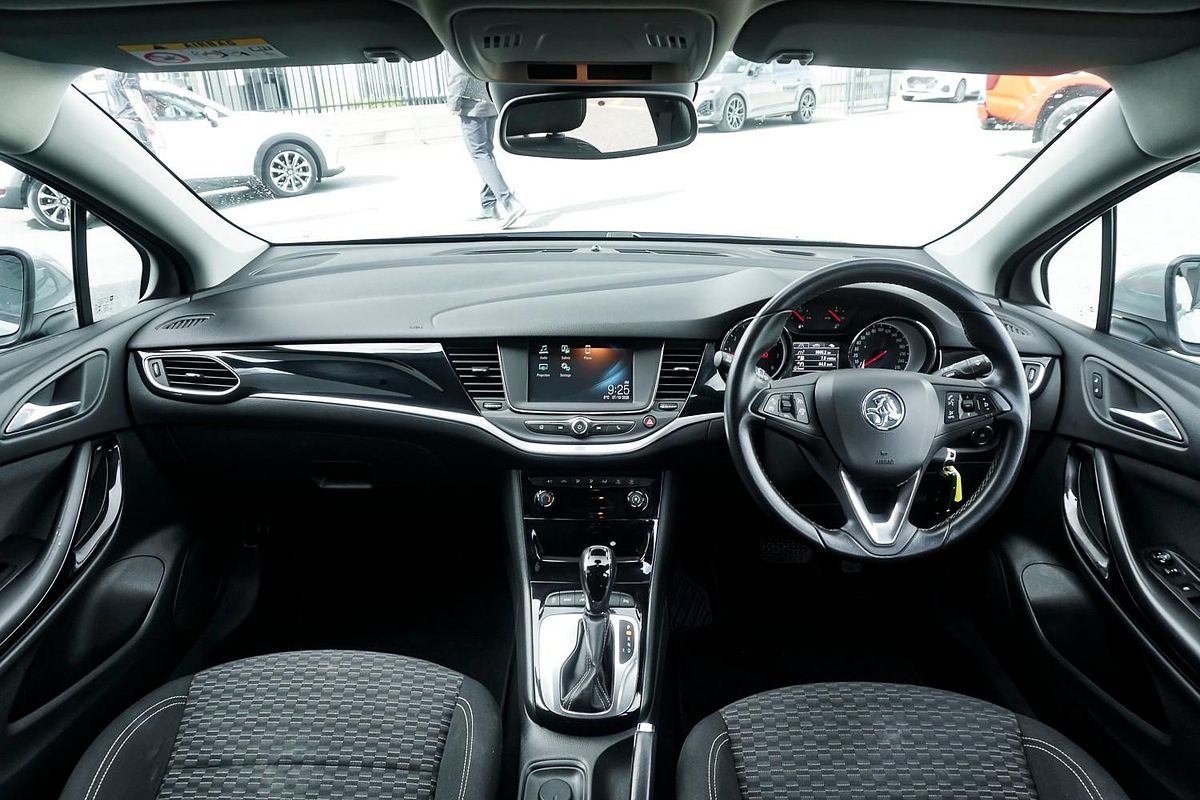 2017 Holden Astra R BK