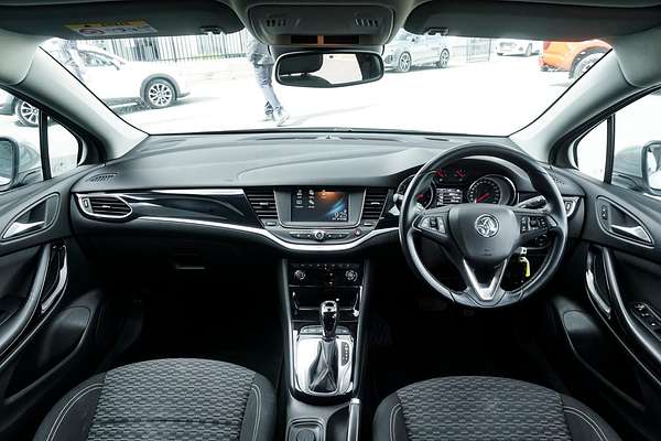 2017 Holden Astra R BK