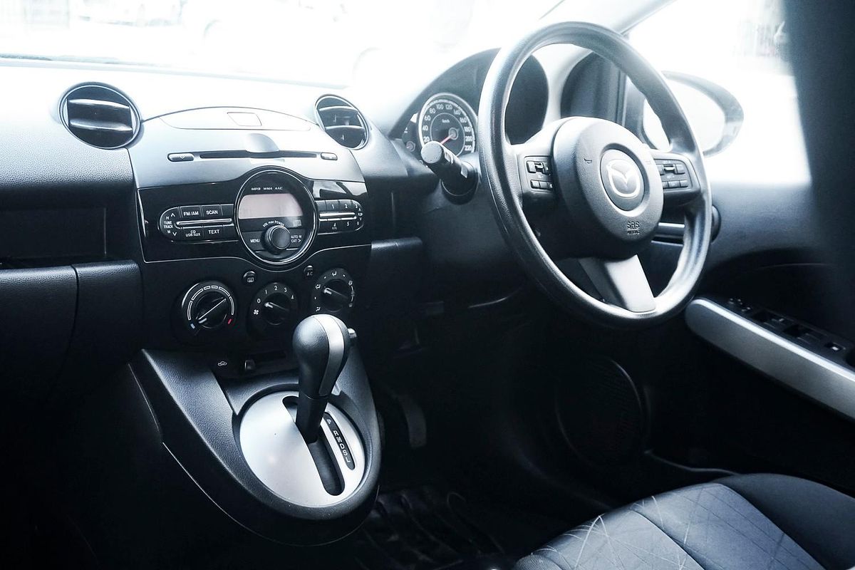2014 Mazda 2 Neo Sport DE Series 2