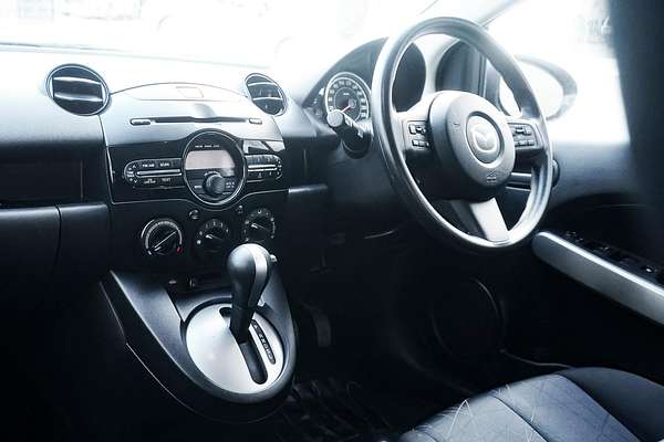 2014 Mazda 2 Neo Sport DE Series 2