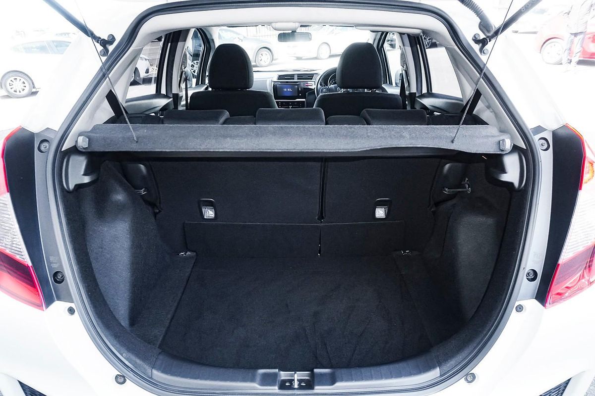 2015 Honda Jazz VTi-S GF
