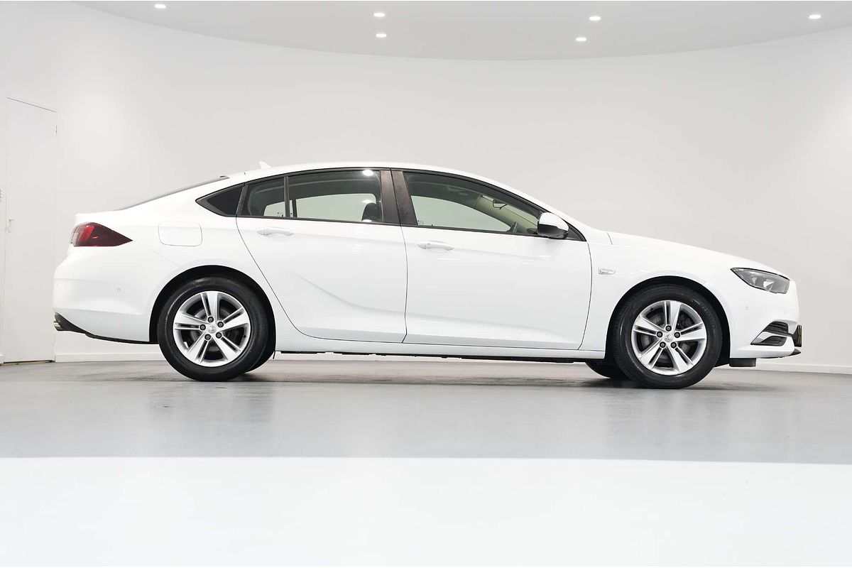 2020 Holden Commodore LT ZB