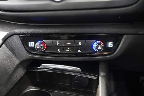 2020 Holden Commodore LT ZB