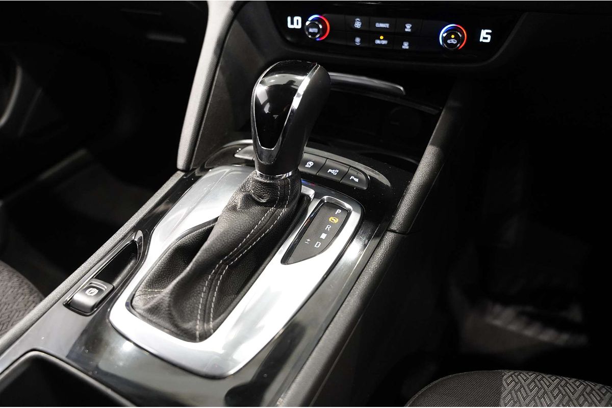 2020 Holden Commodore LT ZB