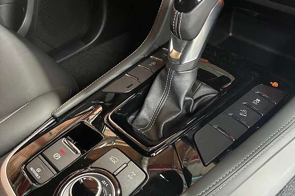 2025 Isuzu MU-X LS-T