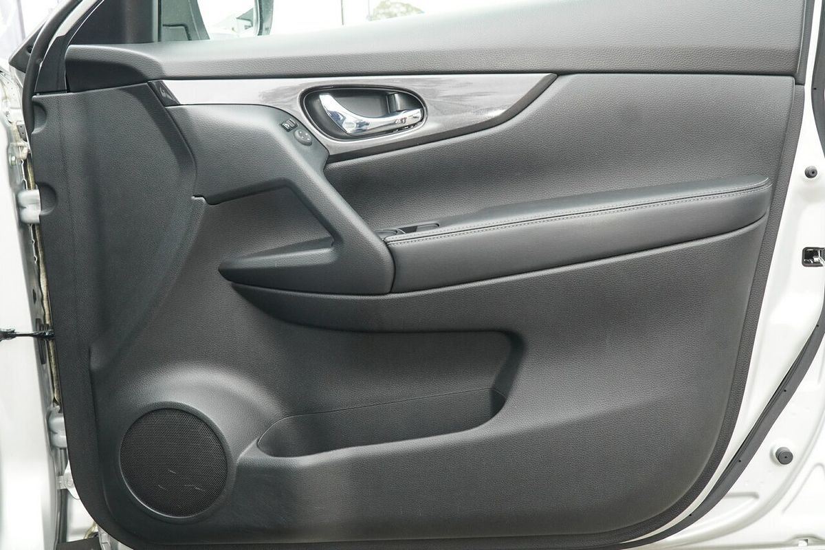2022 Nissan X-TRAIL ST T32