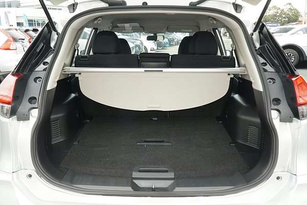 2022 Nissan X-TRAIL ST T32