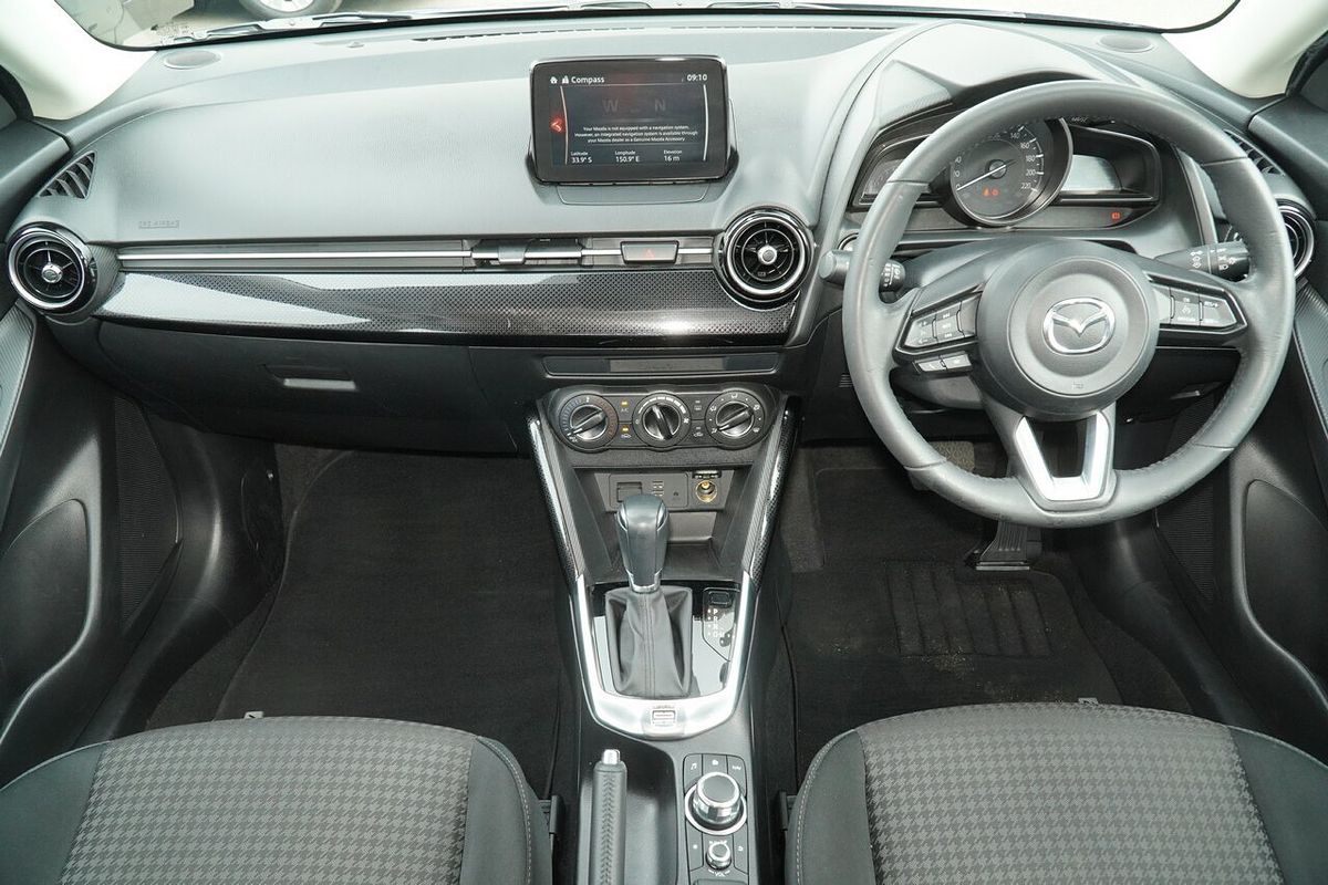 2017 Mazda 2 Maxx DJ Series