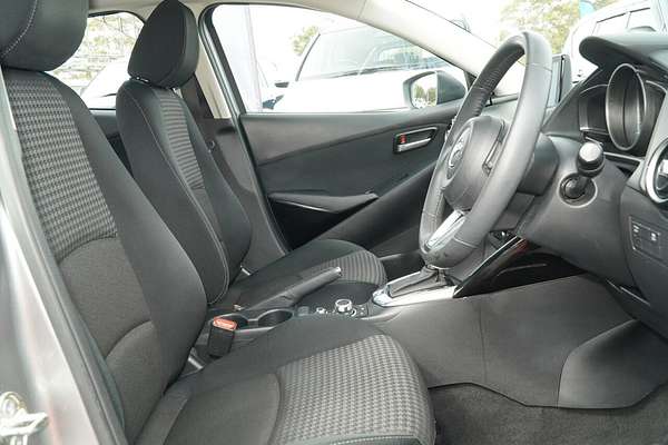 2017 Mazda 2 Maxx DJ Series