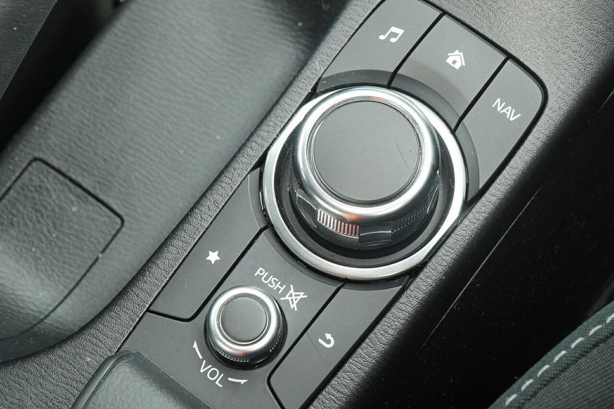 2017 Mazda 2 Maxx DJ Series