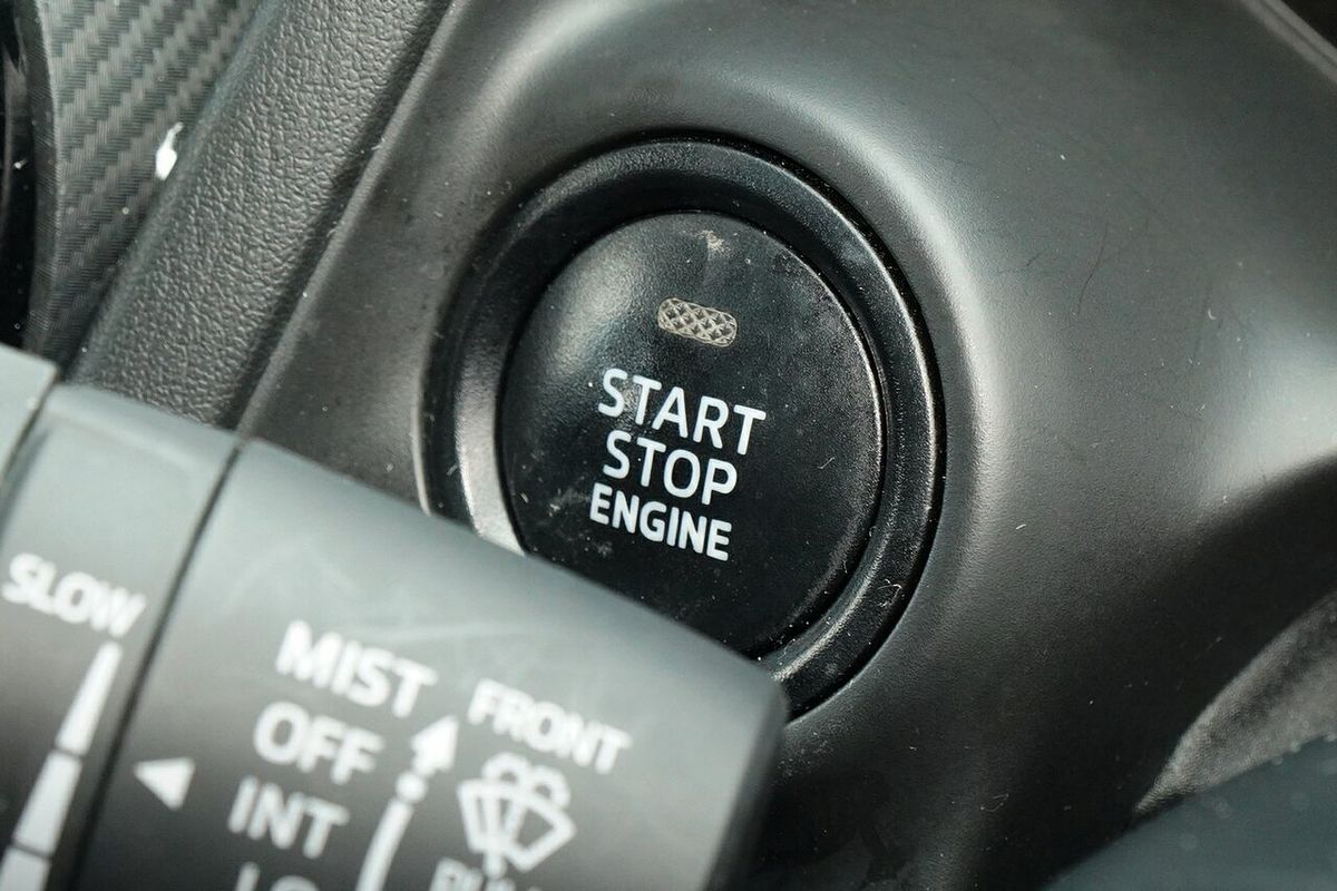 2017 Mazda 2 Maxx DJ Series