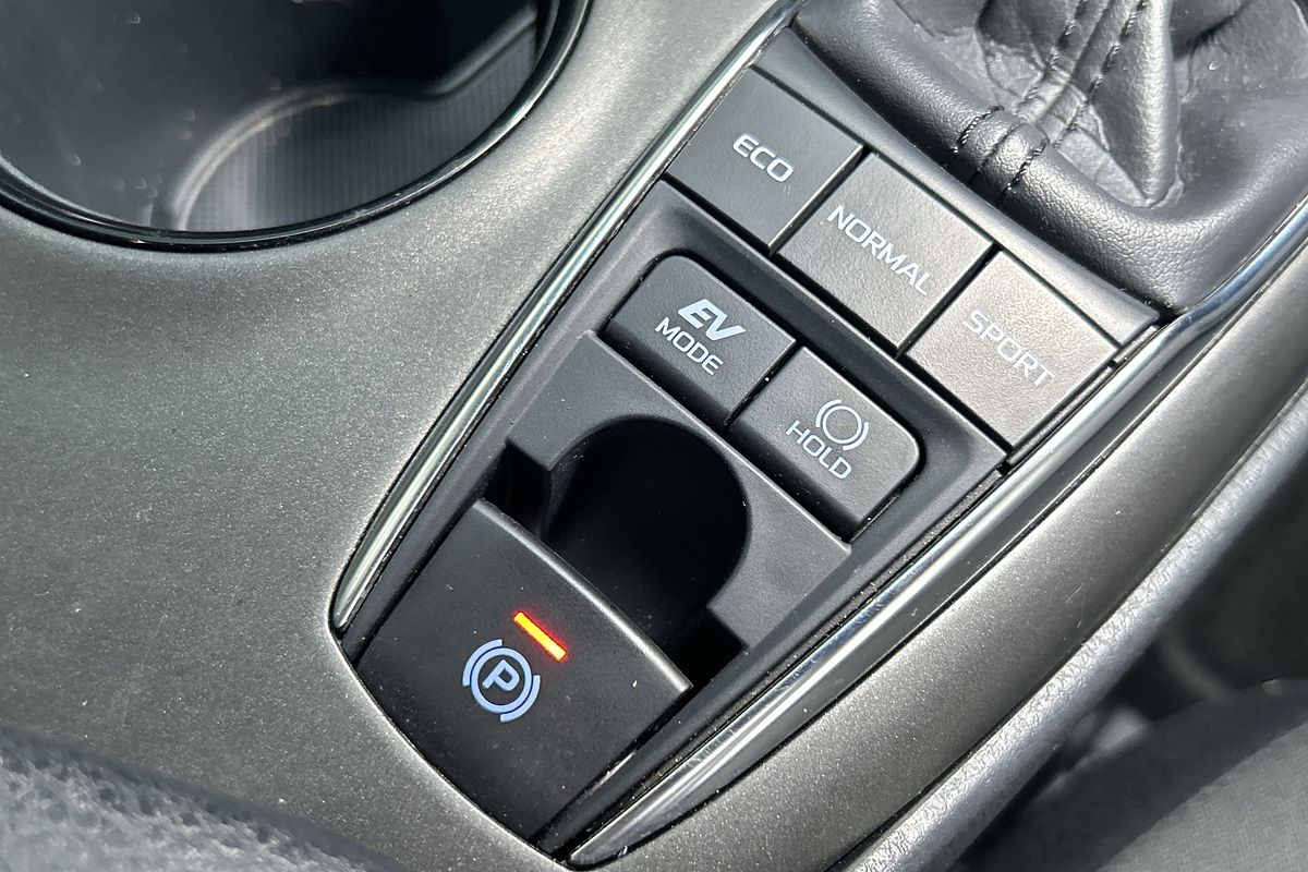 2023 Toyota Camry Ascent AXVH70R