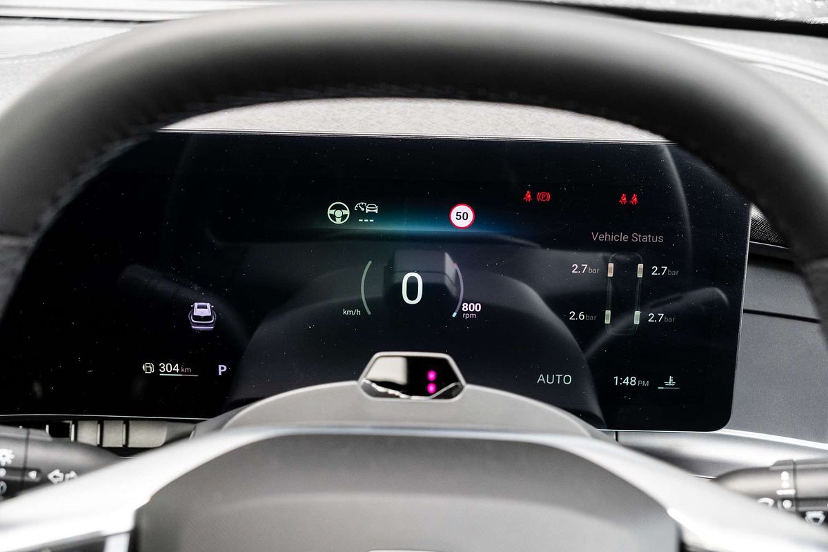 2025 MG QS Essence IS31