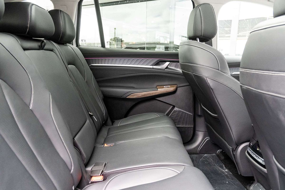 2025 MG QS Essence IS31