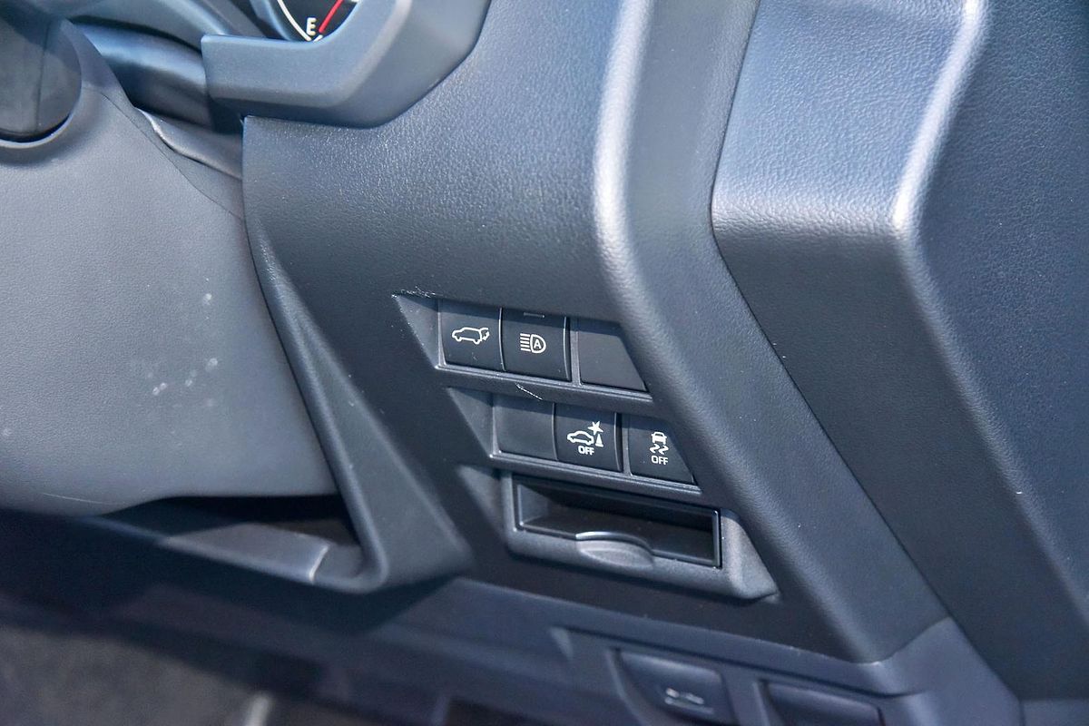 2023 Toyota Landcruiser Sahara FJA300R