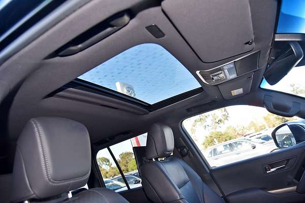 2023 Toyota Landcruiser Sahara FJA300R