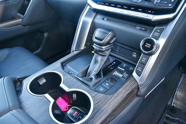 2023 Toyota Landcruiser Sahara FJA300R