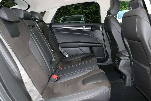 2015 Ford Mondeo Trend MD