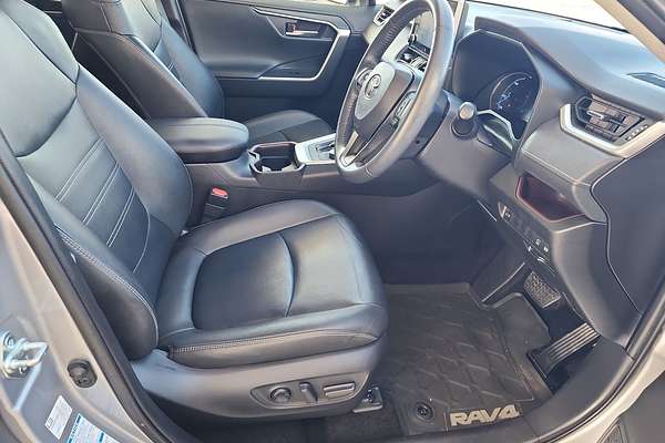 2020 Toyota RAV4 Cruiser AXAH54R