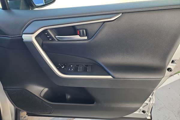 2020 Toyota RAV4 Cruiser AXAH54R