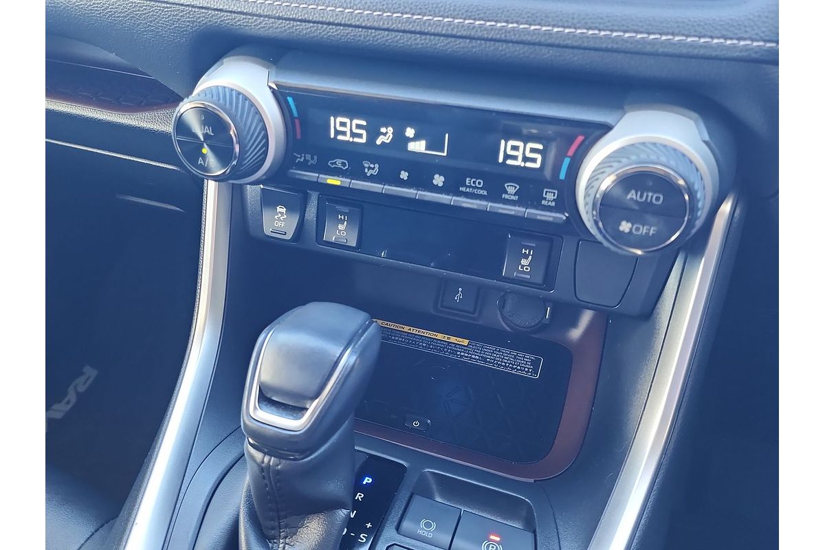 2020 Toyota RAV4 Cruiser AXAH54R