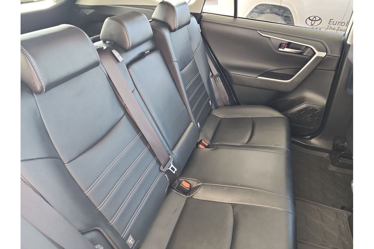 2020 Toyota RAV4 Cruiser AXAH54R