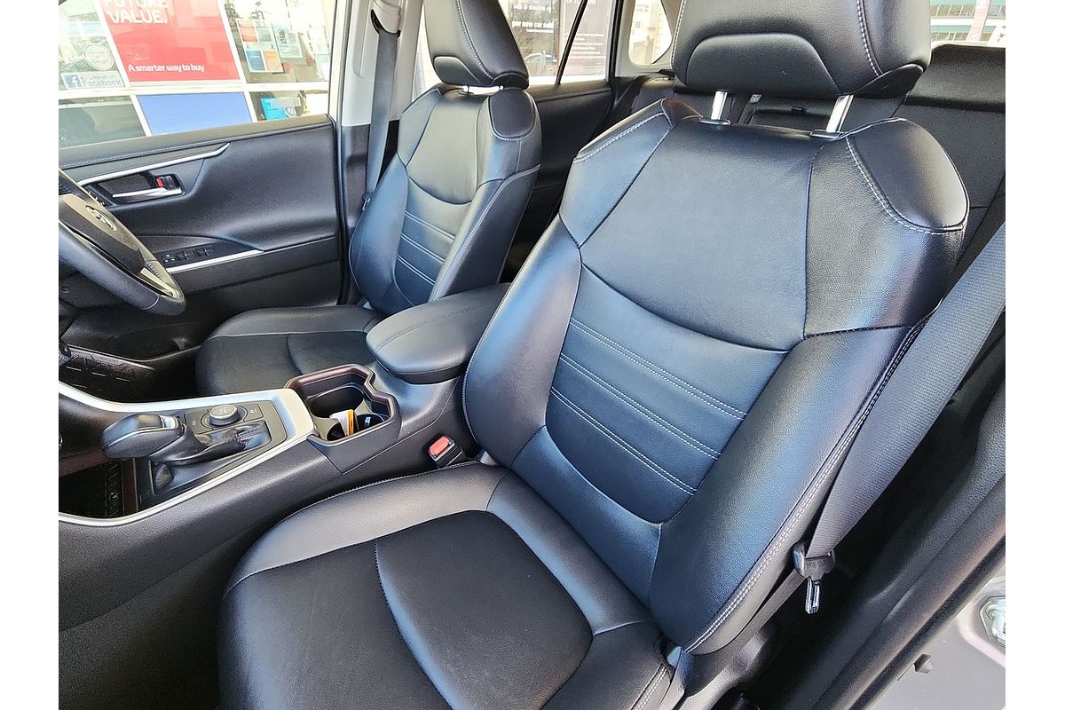 2020 Toyota RAV4 Cruiser AXAH54R