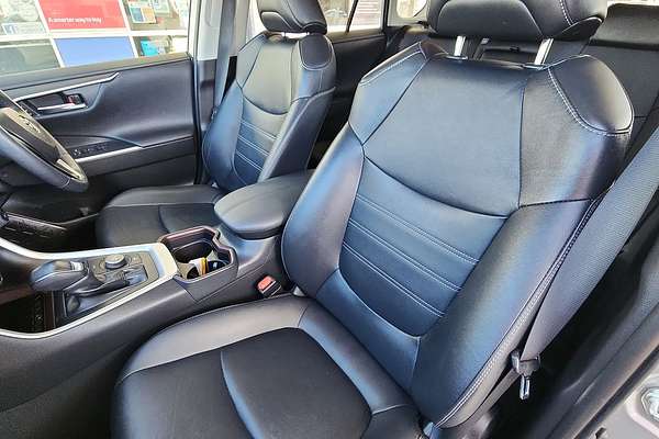 2020 Toyota RAV4 Cruiser AXAH54R
