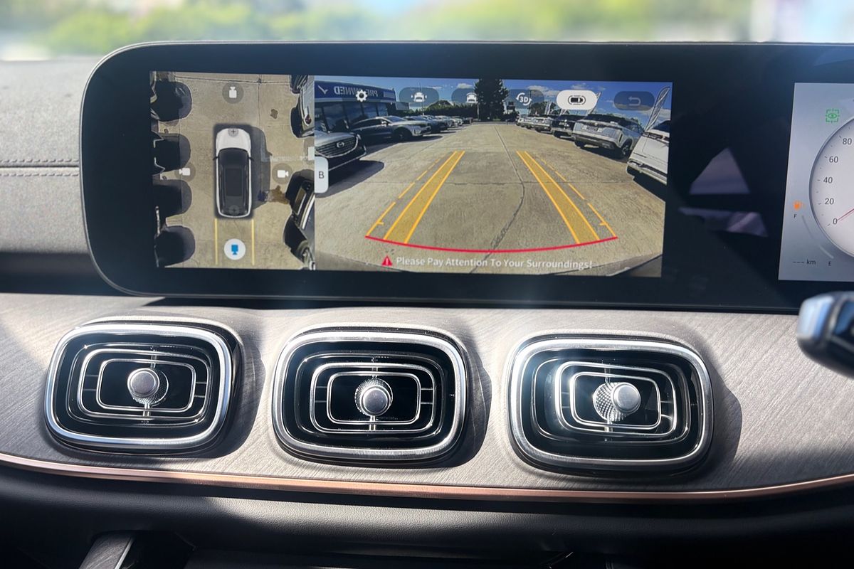 2025 Jaecoo J8 Track