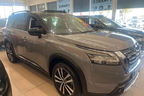2024 Nissan Pathfinder Ti-L R53