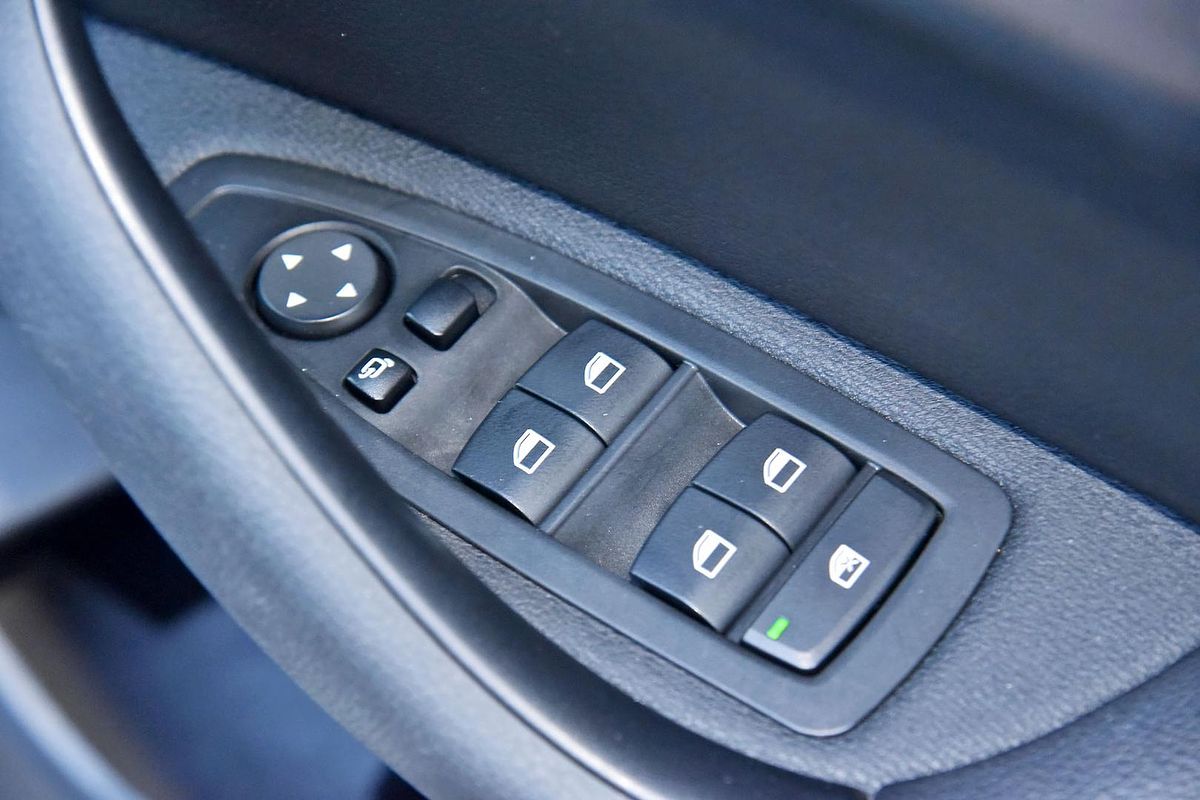 2021 BMW X1 sDRIVE 18i F48