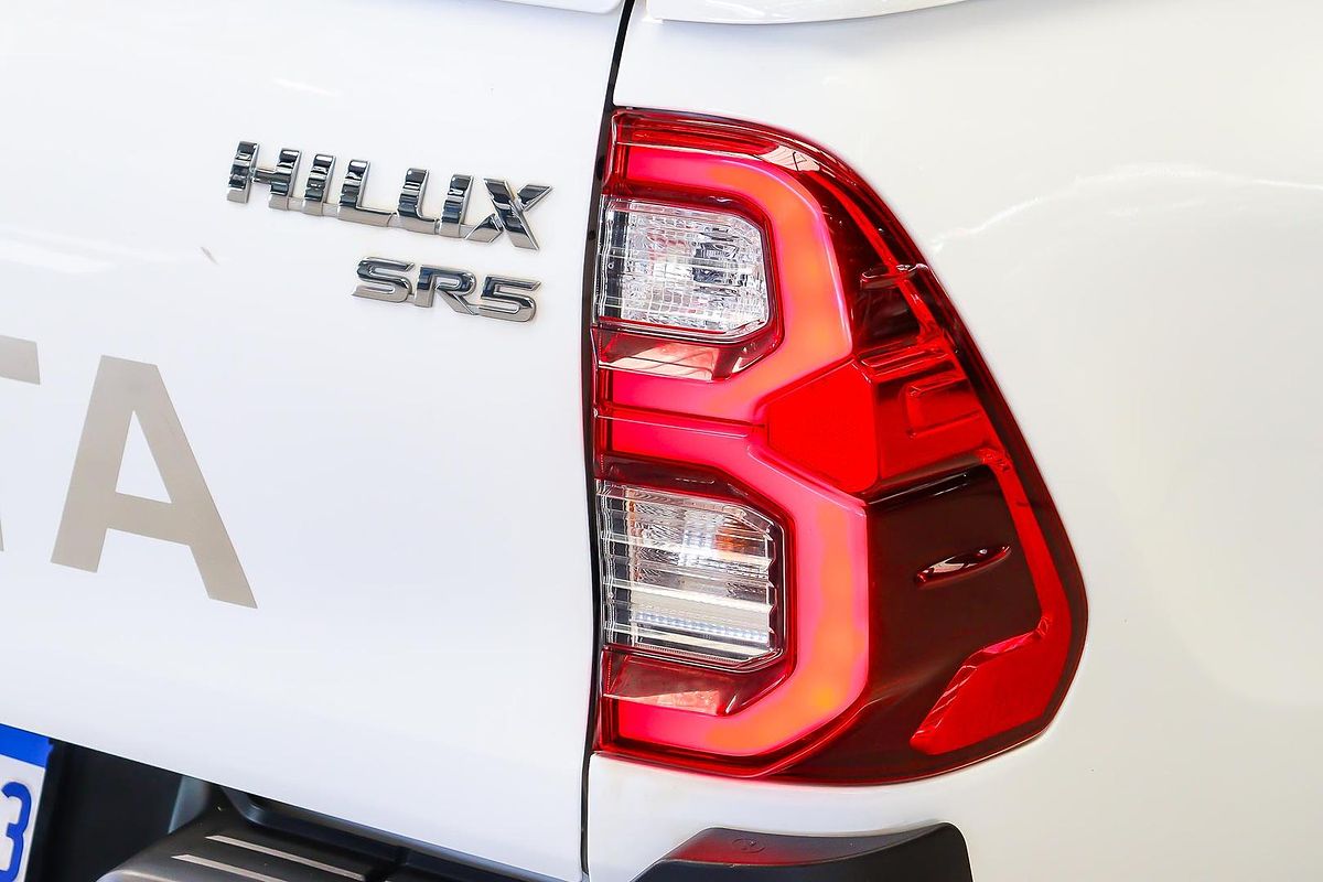 2023 Toyota Hilux SR5 GUN126R 4X4