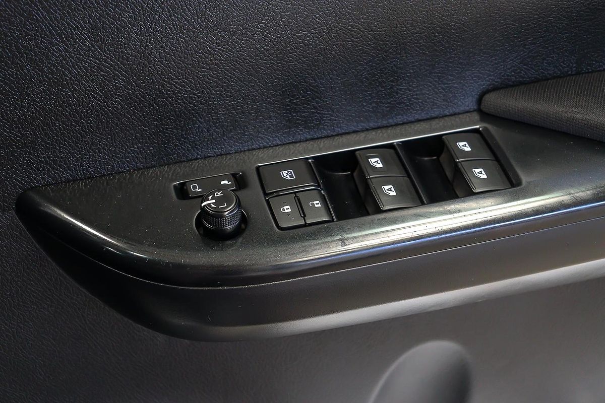 2023 Toyota Hilux SR5 GUN126R 4X4