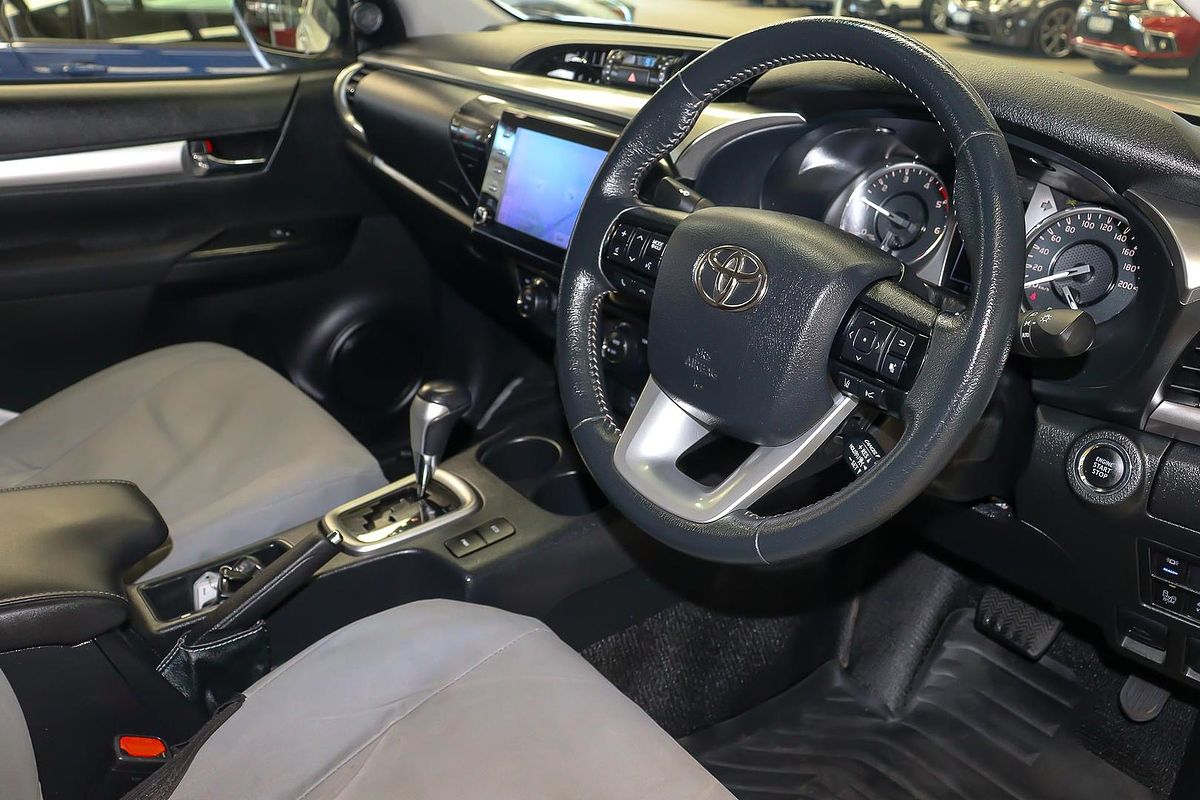 2023 Toyota Hilux SR5 GUN126R 4X4