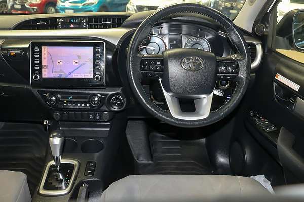 2023 Toyota Hilux SR5 GUN126R 4X4